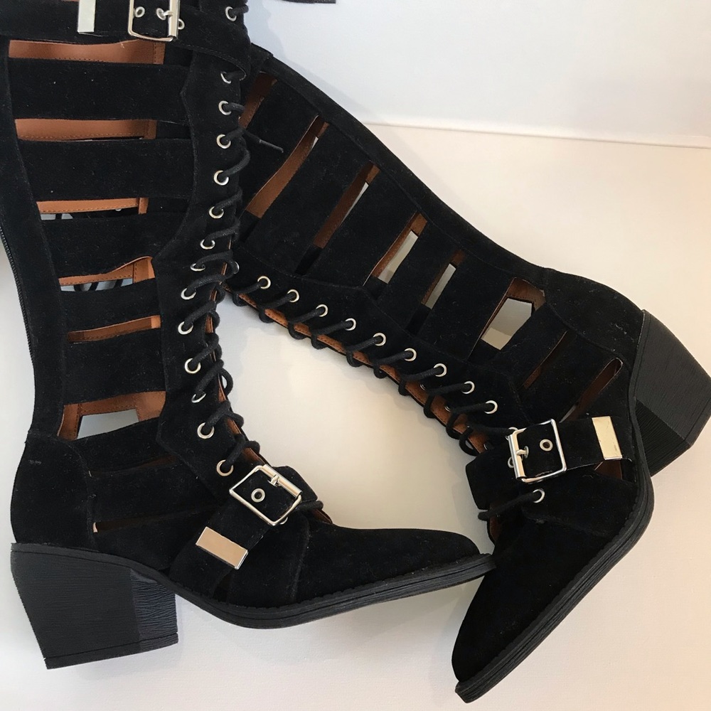 Cutout Lace Up Boots🖤